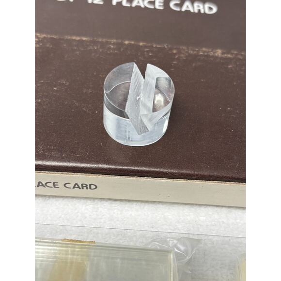 36 Vintage Mid Century Modern MCM Acrylic Lucite Dinner Name Place Card Holders - Picture 10 of 15